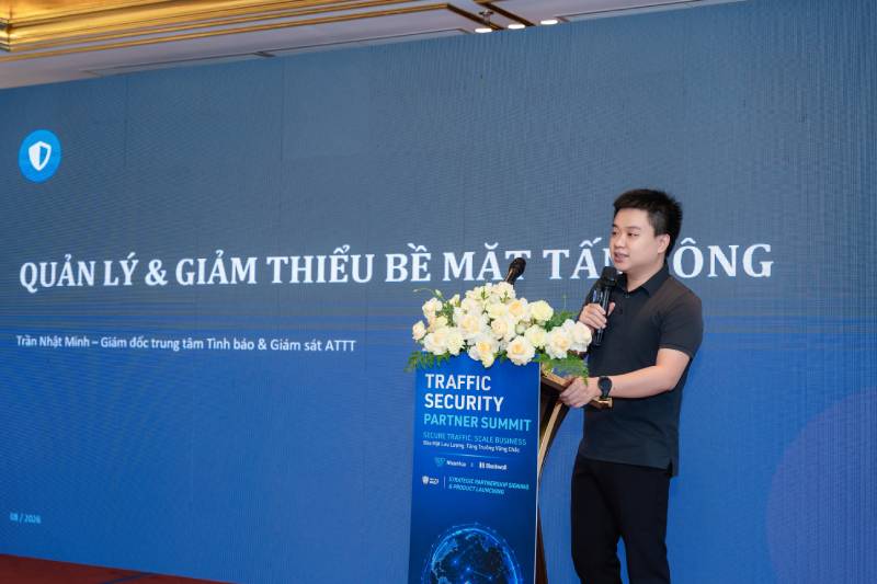 Ông Trần Nhật Minh - GĐ Trung tâm tình báo & giám sát ATTT - CMC Telecom chia sẻ về Attack Surface Reduction