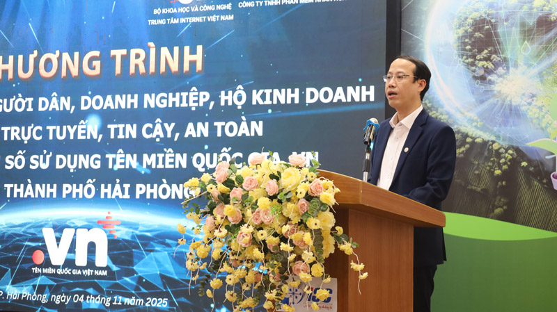Lãnh đạo VNNIC phát biểu tại hội nghị