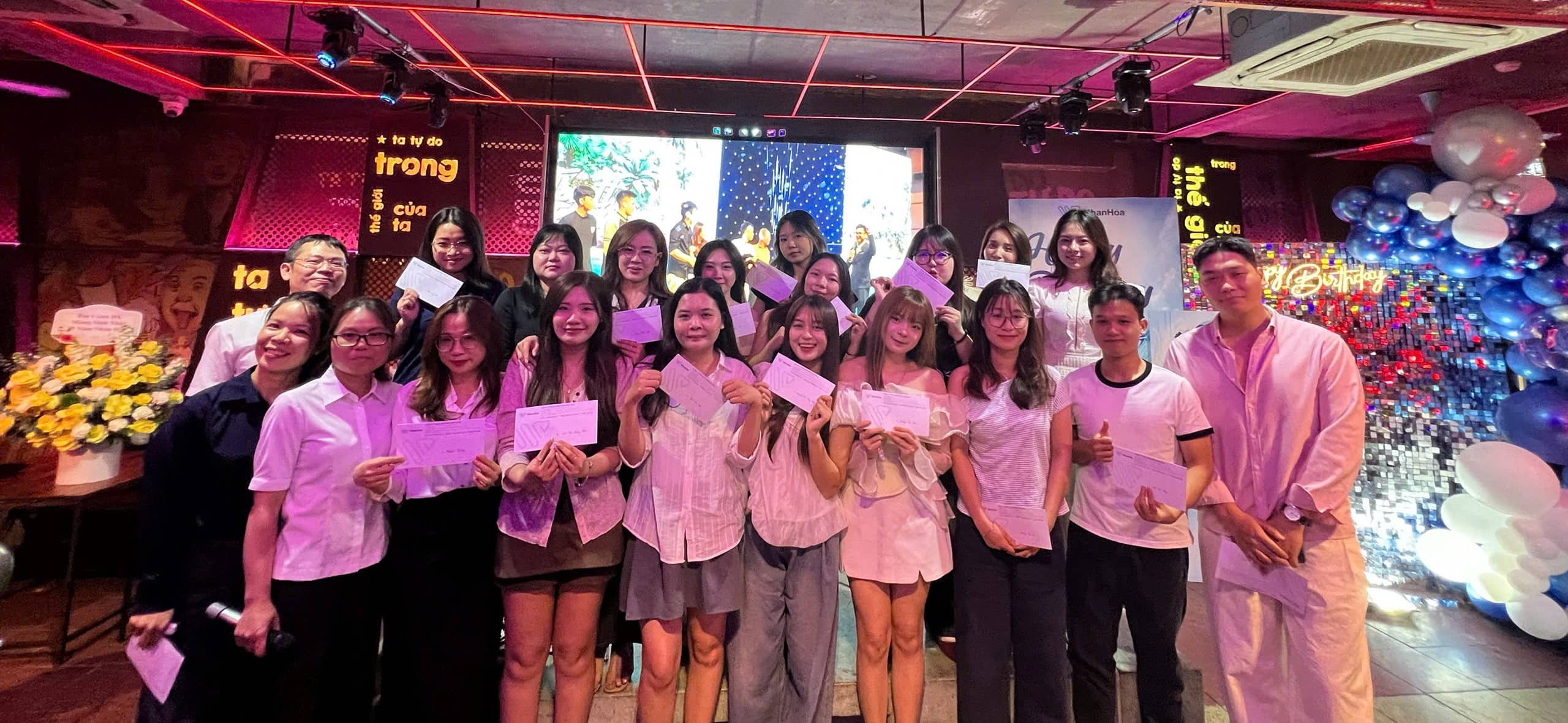 Kiến tạo vươn tầm