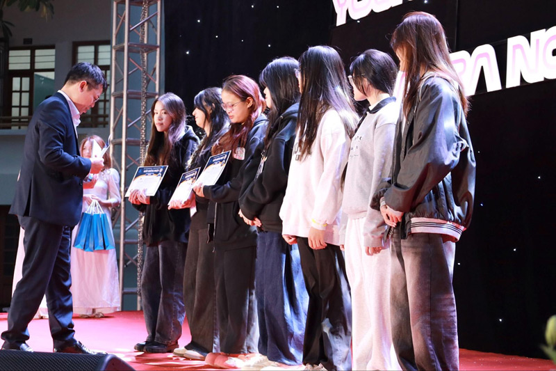 “Sinh viên số” Đại học Phương Đông