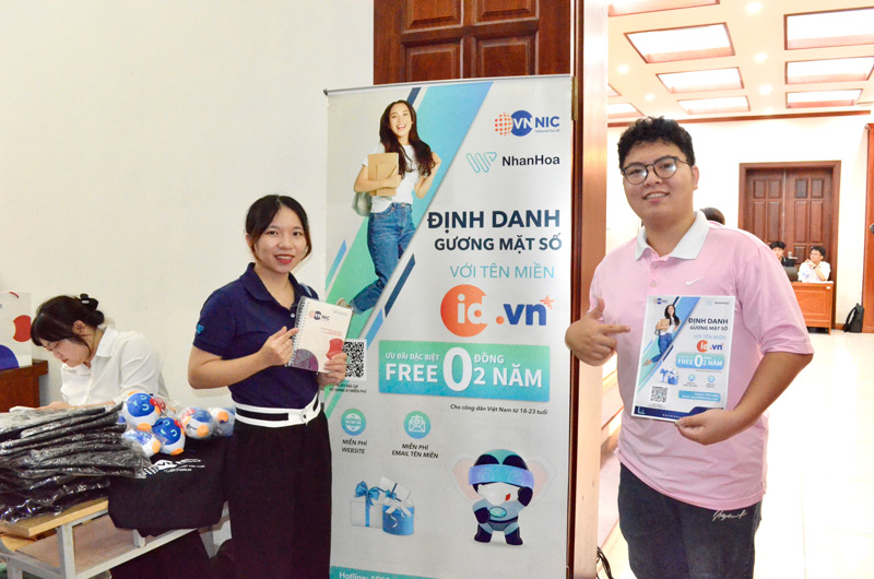 Nhân Hòa đồng hành cùng Unitour 2025 và từng bước hiện thực hóa MOU với Đại học Thủy Lợi